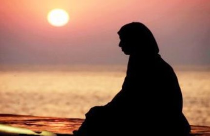 6 Cara dan Waktu Yang Tepat Untuk Ibu Mendoakan Anaknya Menurut Islam Yang Wajib diketahui