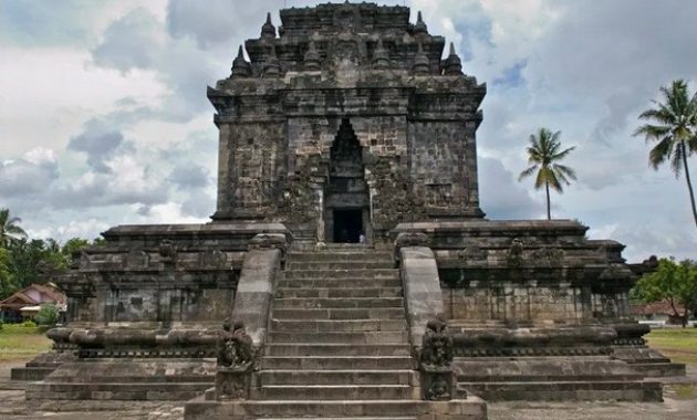 √ Kerajaan Tarumanegara : Sejarah, Peninggalan, Silsilah, dan Keruntuhannya Terlengkap