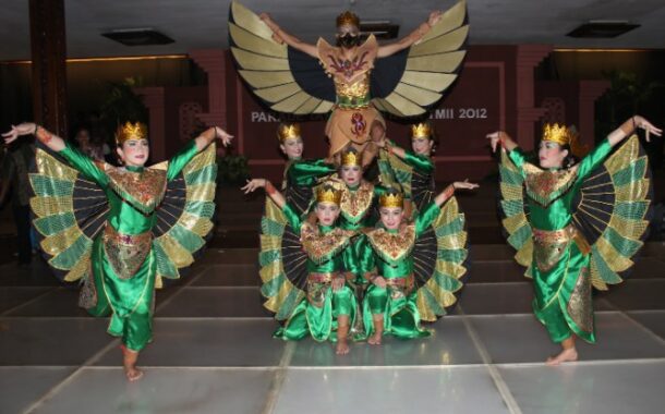 Tari Garuda Nusantara