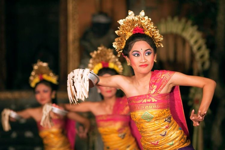 Contoh Tari Kreasi Tunggal